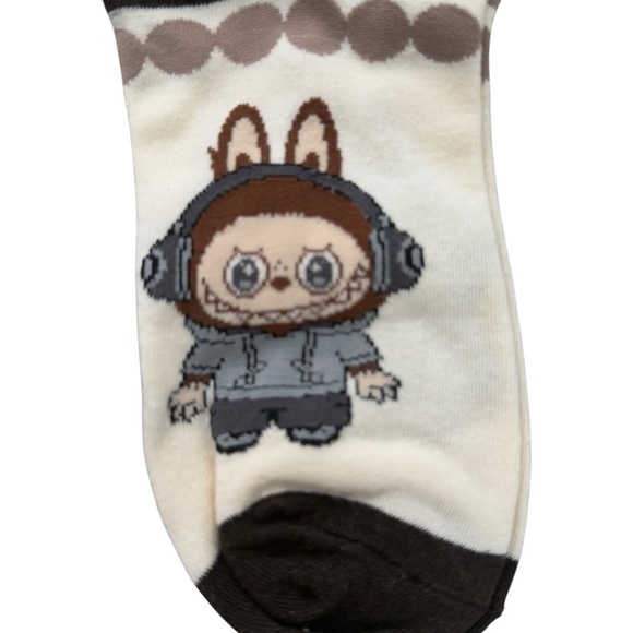 NWT 2 Pair Women’s Labubu Socks - Picture 3 of 4